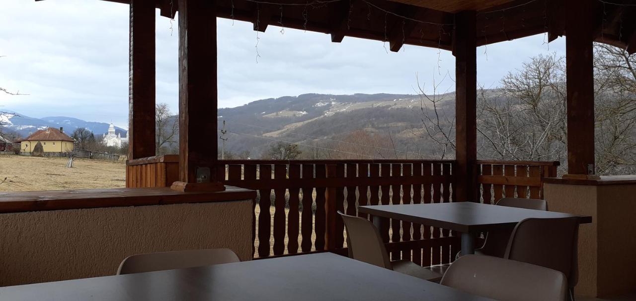 Pensiunea Agroturistica Ica Valea Drăganului Exterior foto